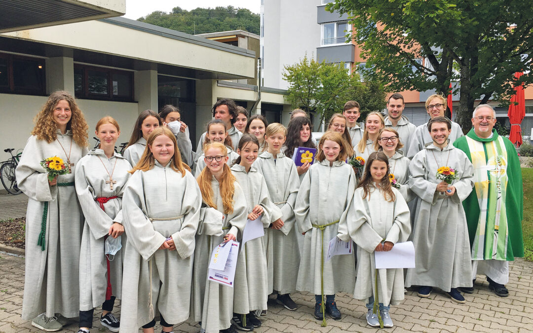 Hoffnungsbringer – Miniaufnahme und Ehrungen in St. Maria